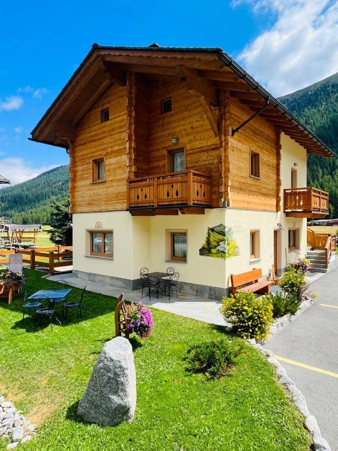 Chalet Sunshine Livigno Exterior photo