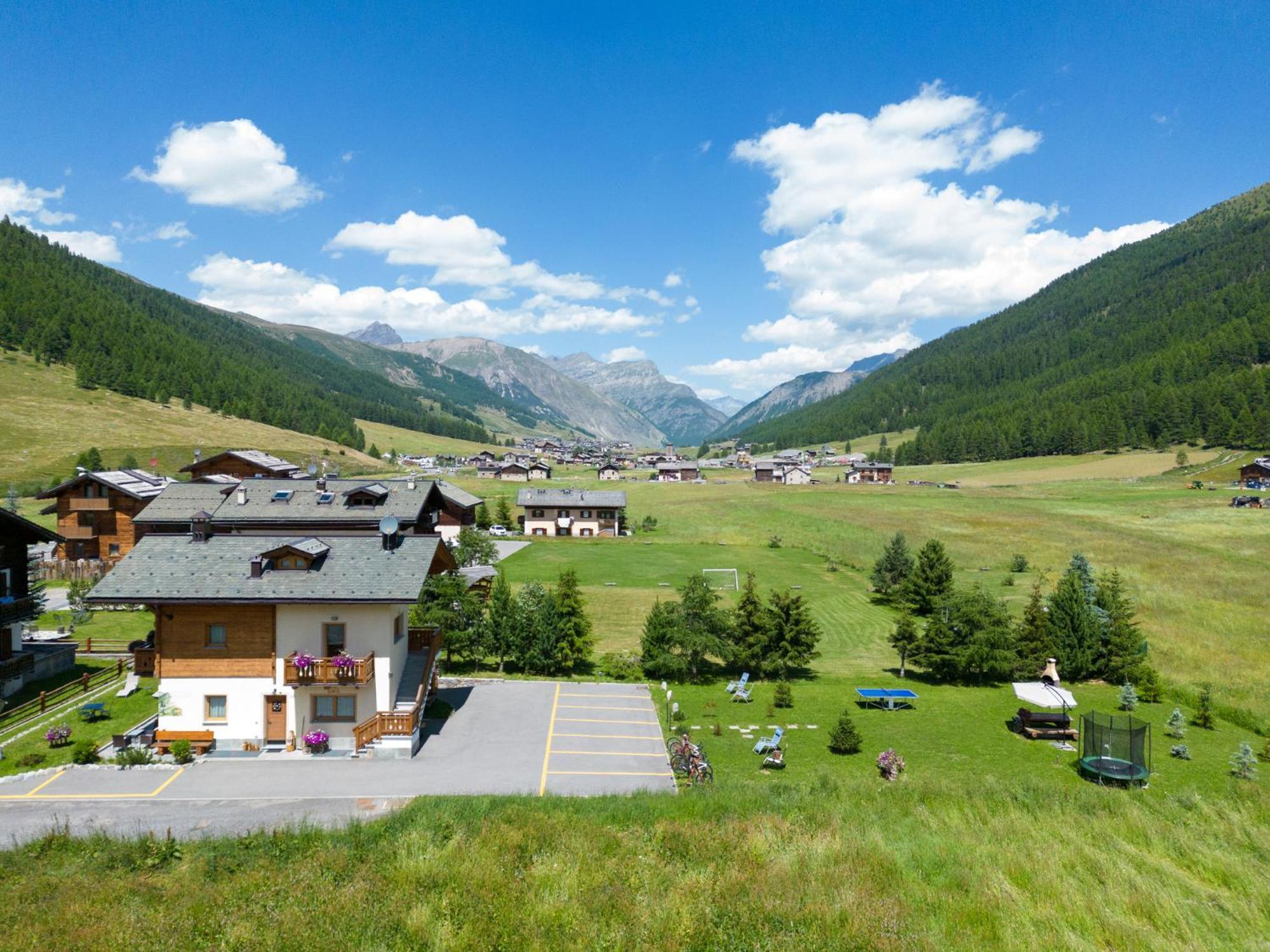 Chalet Sunshine Livigno Exterior photo